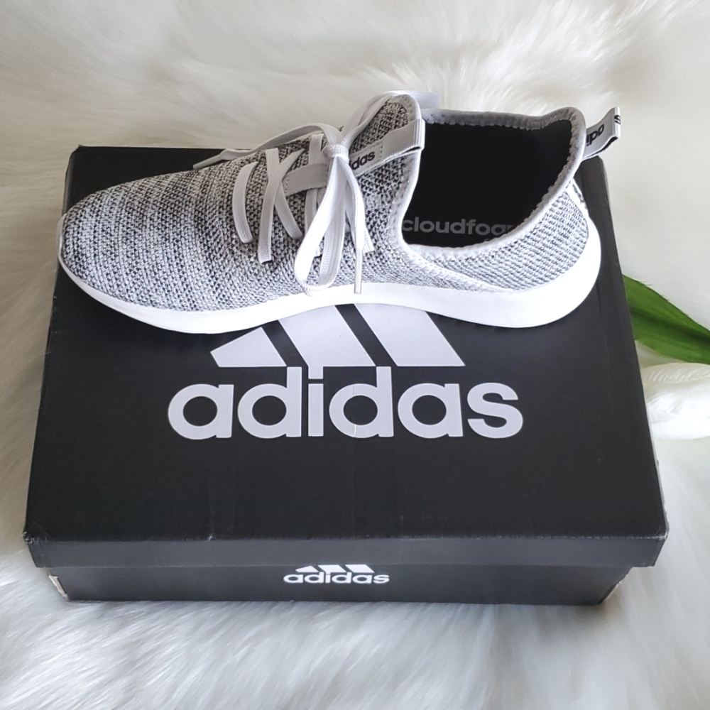 šADIDAS WOMEN'S SHOES SIZE 7.5 - Picture 9 of 12